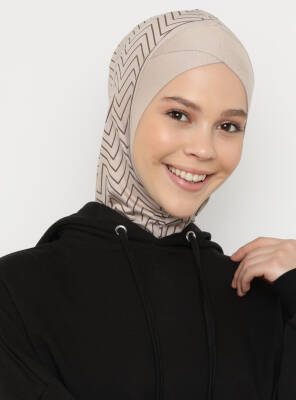 Zikzak Çizgili Çapraz Spor Bone - 17