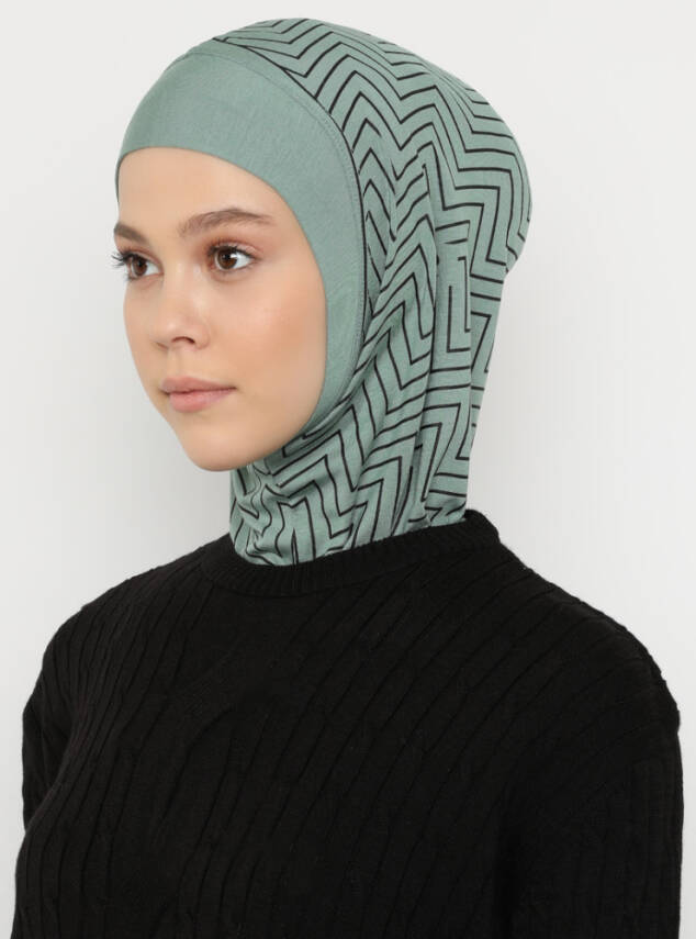 Zikzak Çizgili Spor Bone - 44