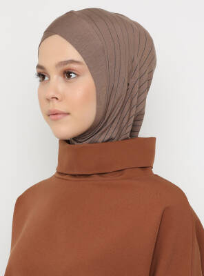 Zikzak Çizgili Spor Çapraz Bone - 15