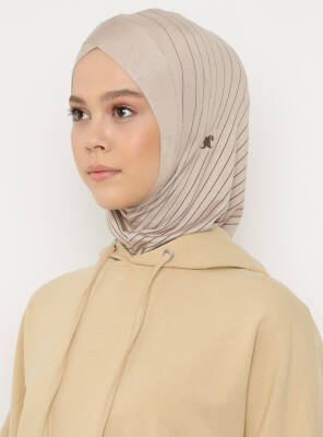 Zikzak Çizgili Spor Çapraz Bone - 19