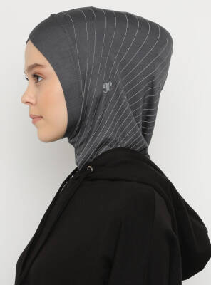 Zikzak Çizgili Spor Çapraz Bone - 37