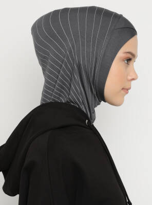 Zikzak Çizgili Spor Çapraz Bone - 38