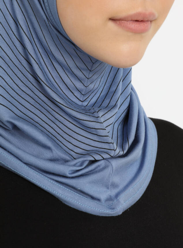 Zikzak Çizgili Spor Çapraz Bone - 39