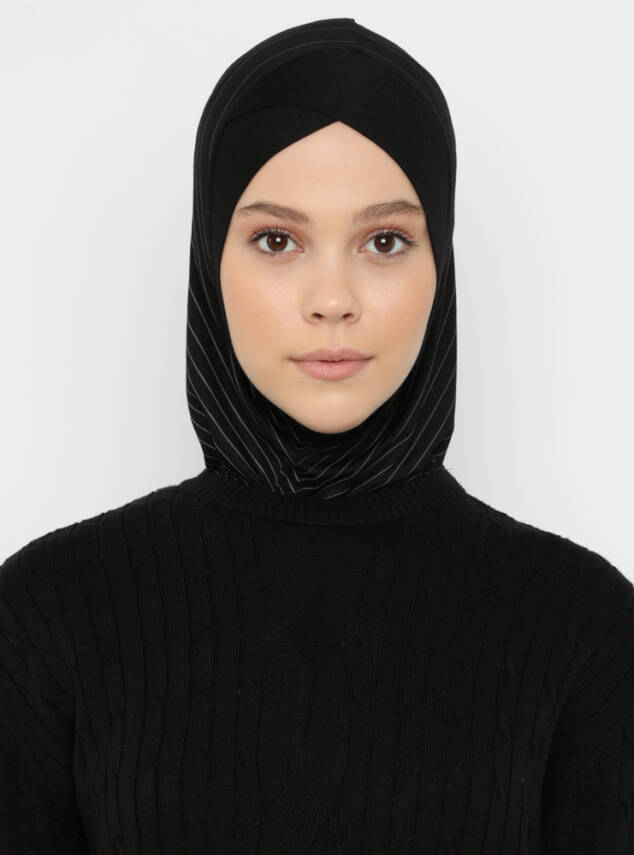 Zikzak Çizgili Spor Çapraz Bone - 71