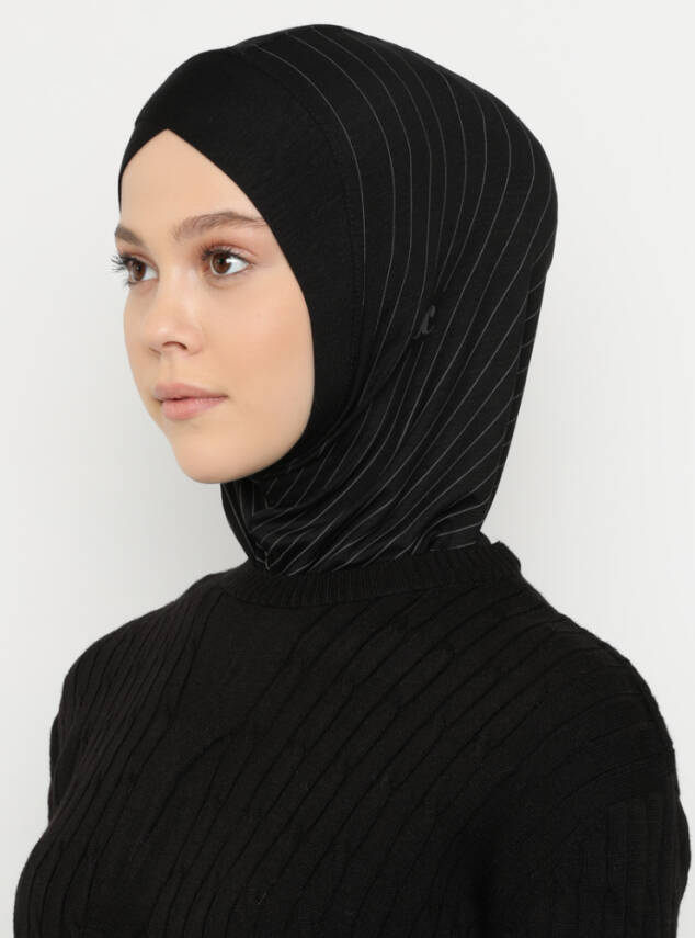 Zikzak Çizgili Spor Çapraz Bone - 72