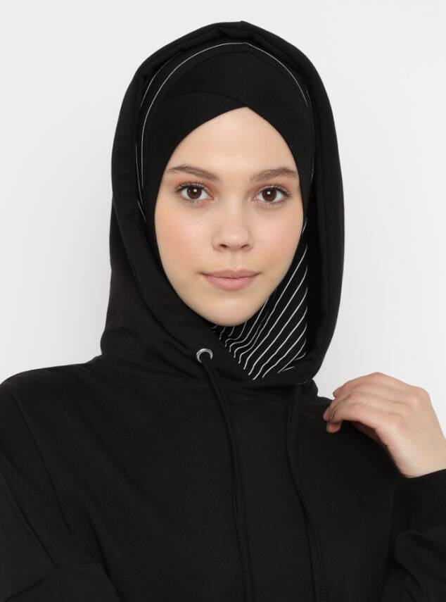 Zikzak Çizgili Spor Çapraz Bone - 76