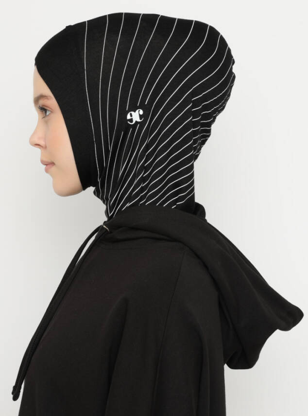 Zikzak Çizgili Spor Çapraz Bone - 80