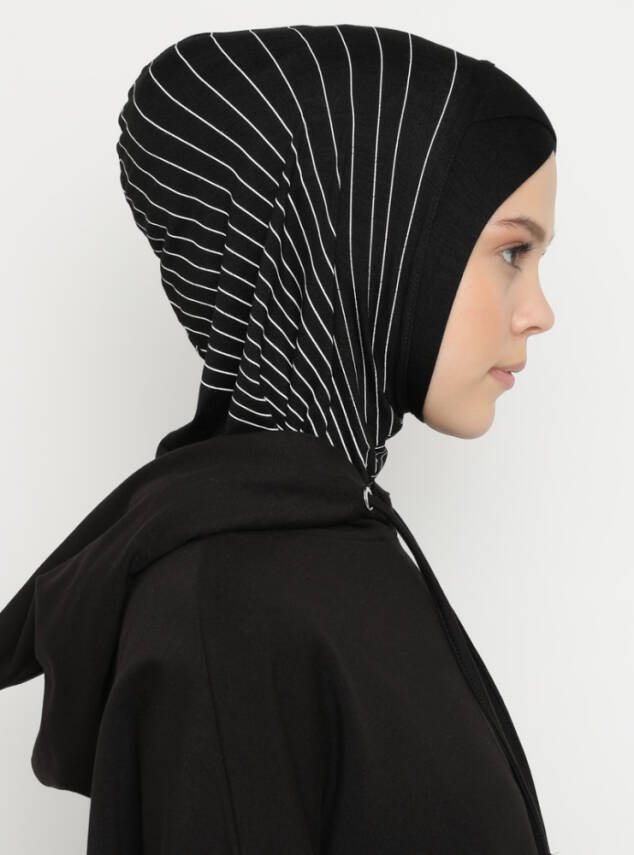 Zikzak Çizgili Spor Çapraz Bone - 81